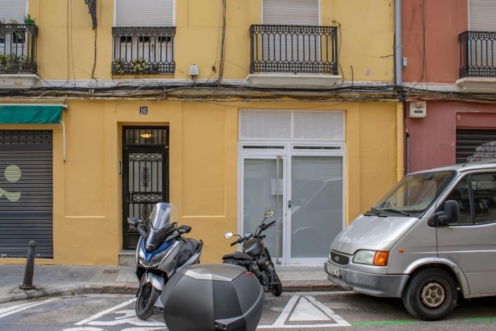 Acogedor Estudio En El Centro De Valencia Exterior foto